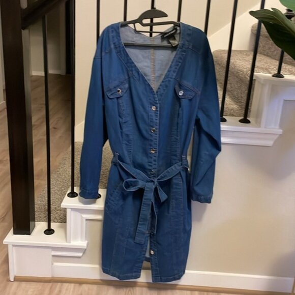 Ashely Stewart NWOT Denim Belted Dress Woman’s 18 - Picture 1 of 4